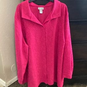 Pink long sleeve blouse size 4x.